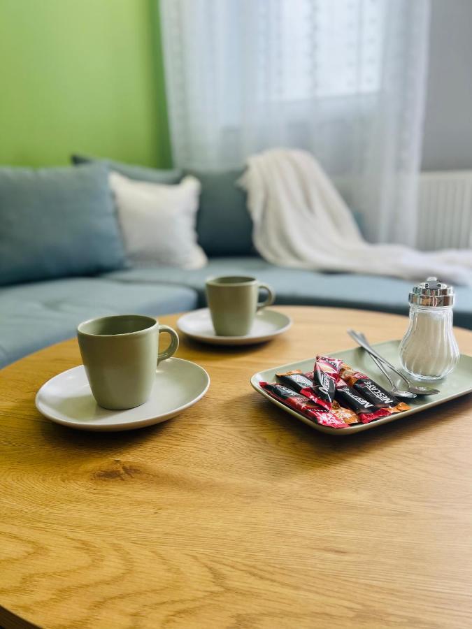Apartman Novi Sad Petrovaradin Exterior foto